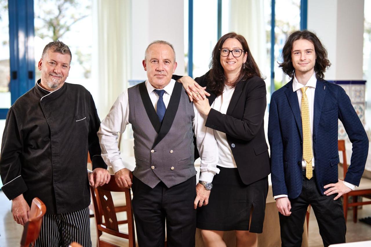Hotel Ascot Ричоне Екстериор снимка