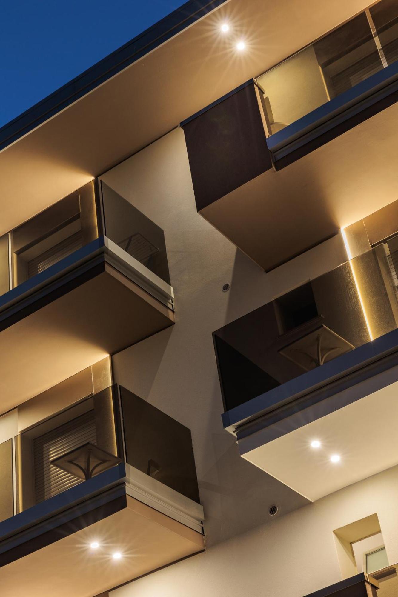 Hotel Ascot Ричоне Екстериор снимка